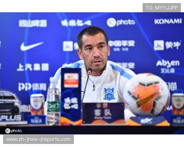 足球高位逼抢训练指南:提升球队前场压迫效率的关键步骤